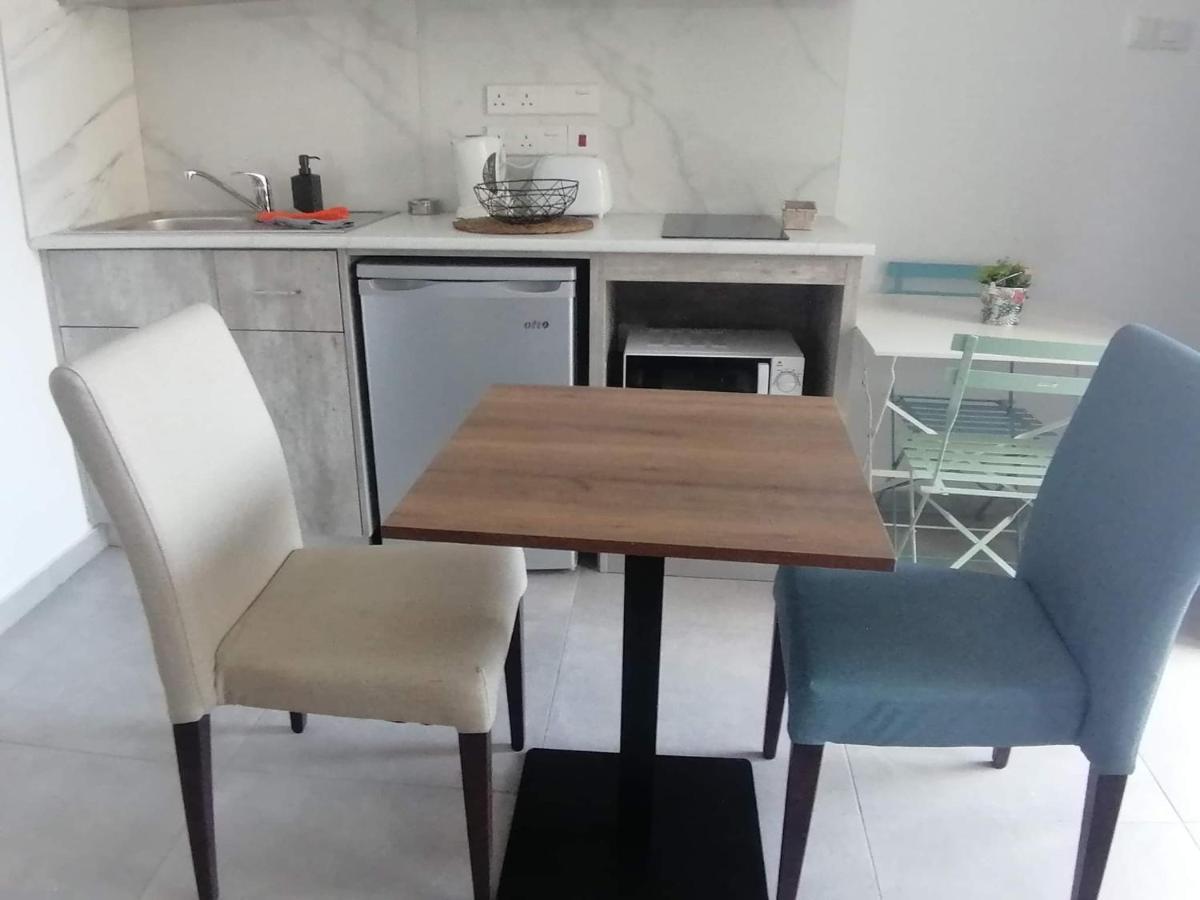 Ellenapa Apts & Studios Αγία Νάπα Εξωτερικό φωτογραφία